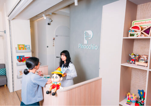 皮諾丘職能治療所櫃台